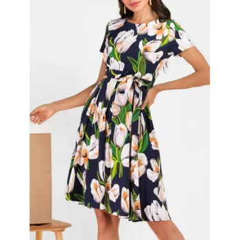 Floral Pleated Detail Knee Length Dress -