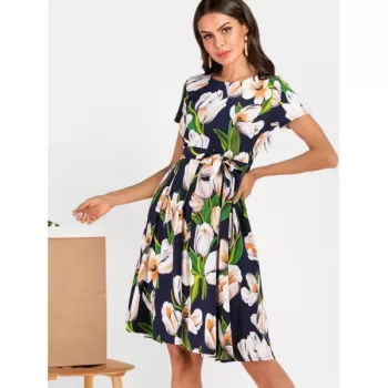 Floral Pleated Detail Knee Length Dress -