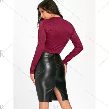 Keyhole Neck Ribbed T-shirt - Wine Red