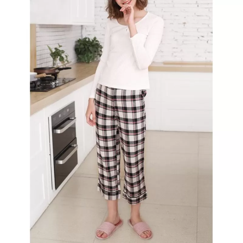 T-shirt and Plaid Pants Sleepwear Set - White